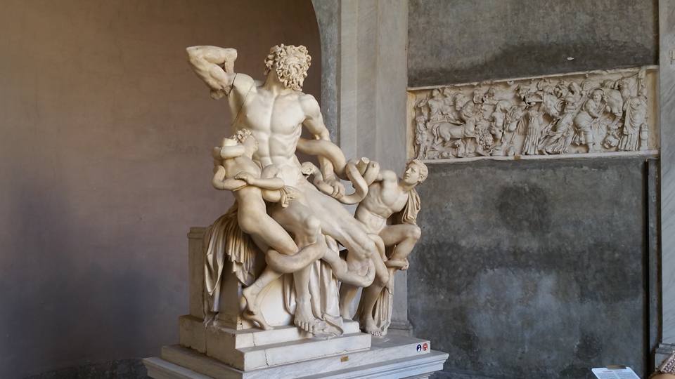 Laocoön and His Sons in the Vatican Museums — one of Daphne's photos, from the time she'd broken away from the crowd